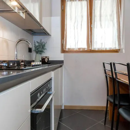 Altido For 4 With Terrace In A Quiet Residential Area Apartamento